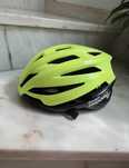 Capacete abus amarelo flurescente