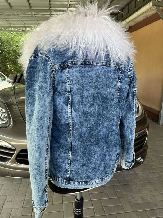 Джинсова куртка. З утеплювачем і ламою.