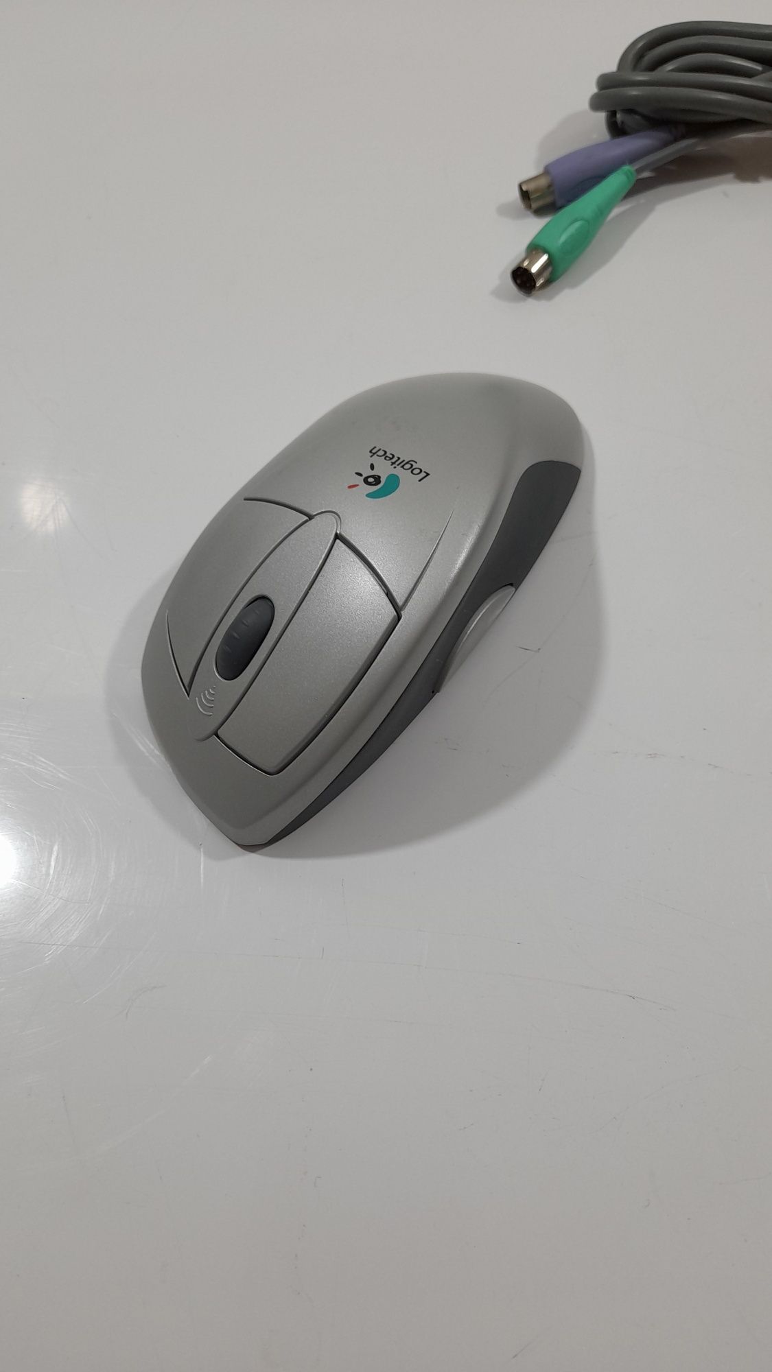 Mysz Logitech M-RL53 kulka Ps2 bezprzewodowa retro