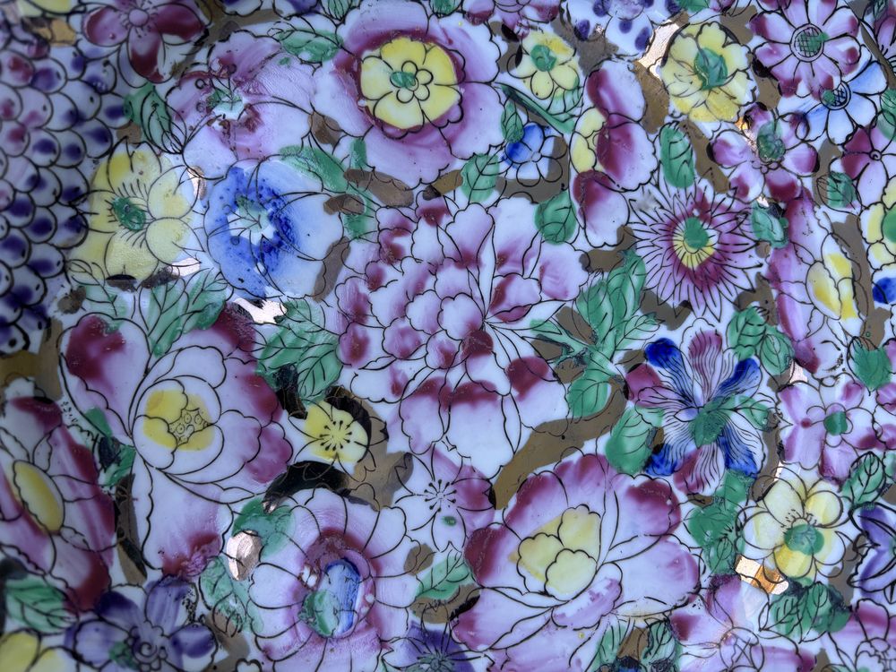 Par de Pratos  antigos em porcelana Chinesa Mil Flores .