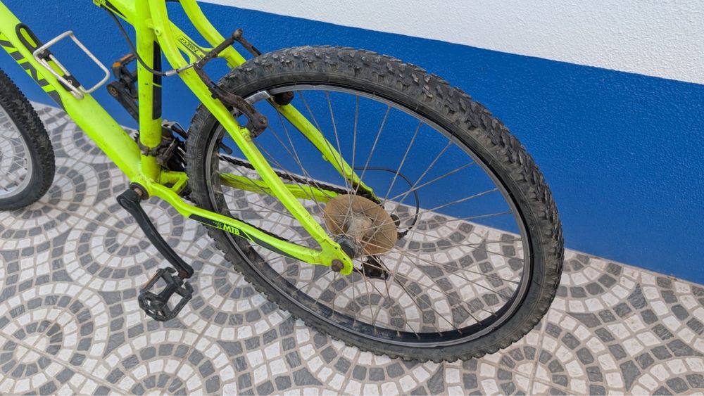 Bicicleta  B-TWIN Rockrider