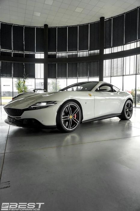 Ferrari Roma