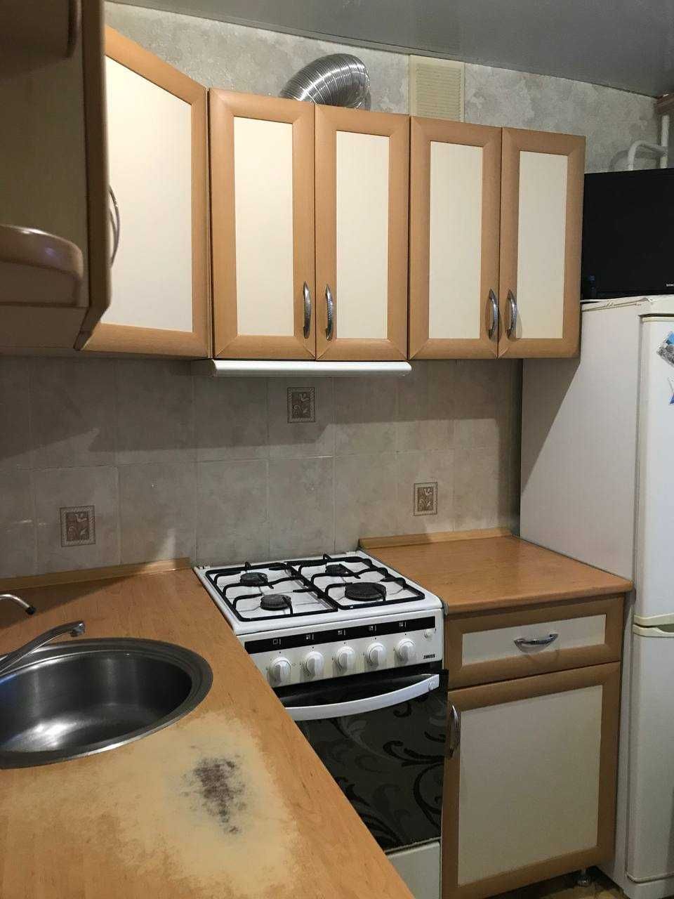 Кухня кутова,в гарному стані