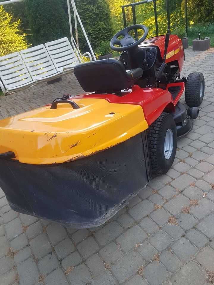 Traktorek kosiarka WIZARD HUSQVARNA PARTNER 13HP z koszem