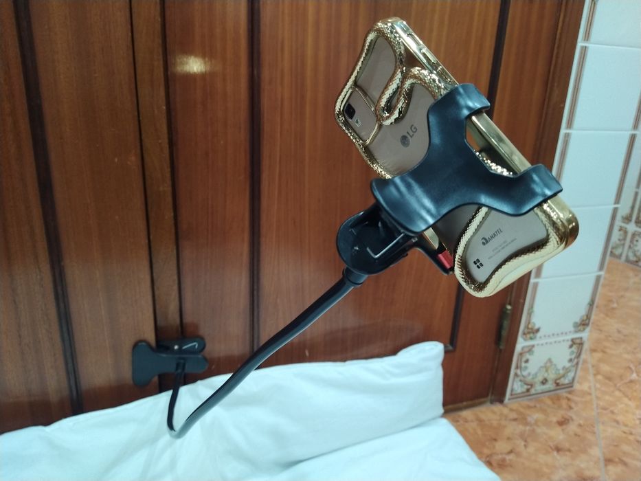 Suporte articulável para telemóvel casa quarto apartamento vivenda.