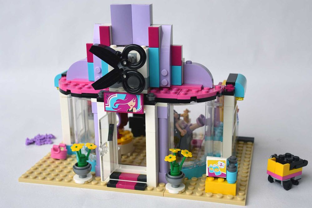 LEGO Friends Salon fryzjerski Heartlake 41093
