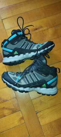 Фірмові кроссівки спортивні чоботи Adidas 24.5 р