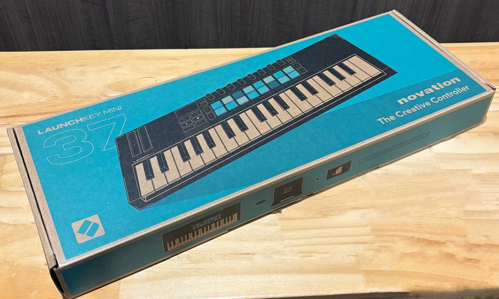 NOVATION Launchkey Mini 37 MK4