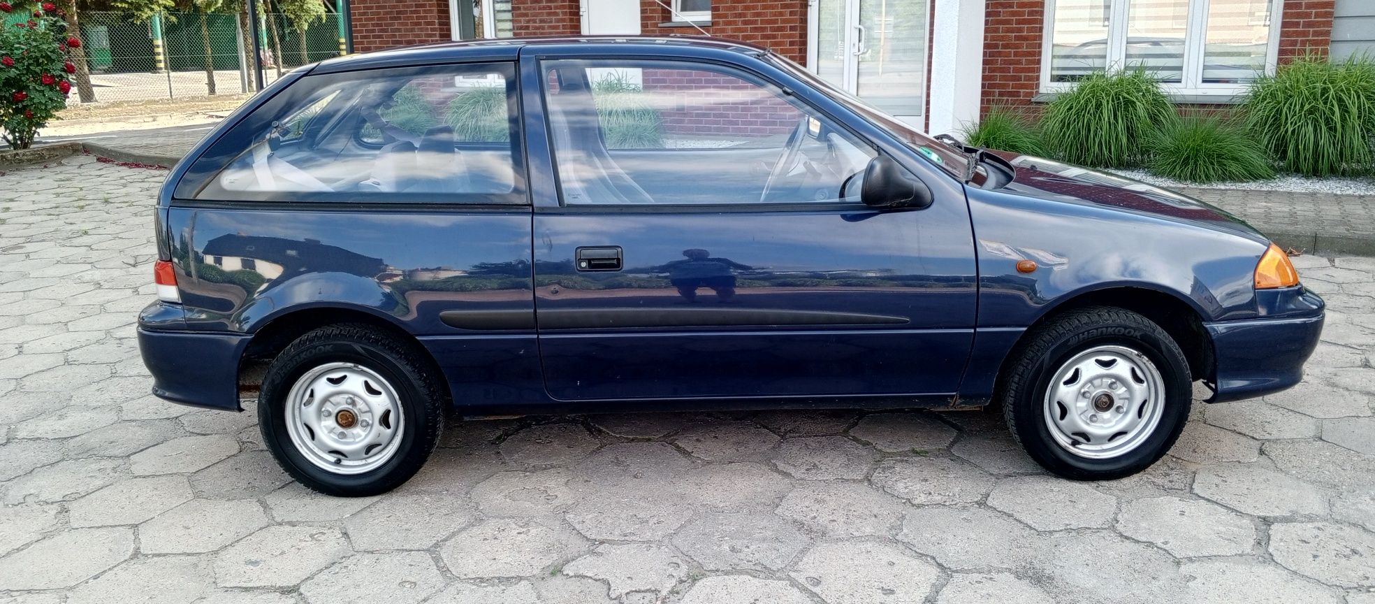Suzuki Swift 1.0_Z Niemiec_Bezwypadkowy_1 właściciel_
