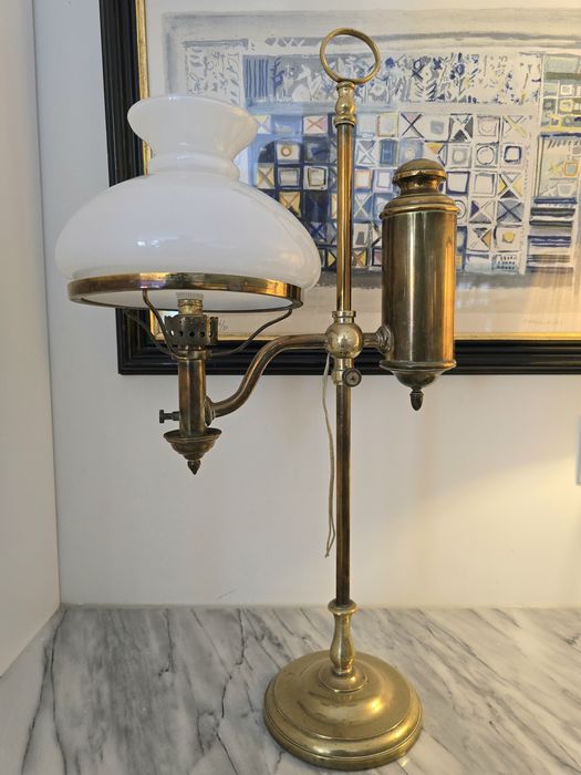 Candeeiro de estudante Exportarte em latão com campânula de vidro 60cm