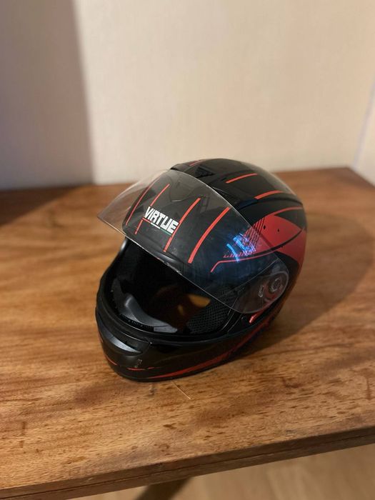 Мото шолом VIRTUE