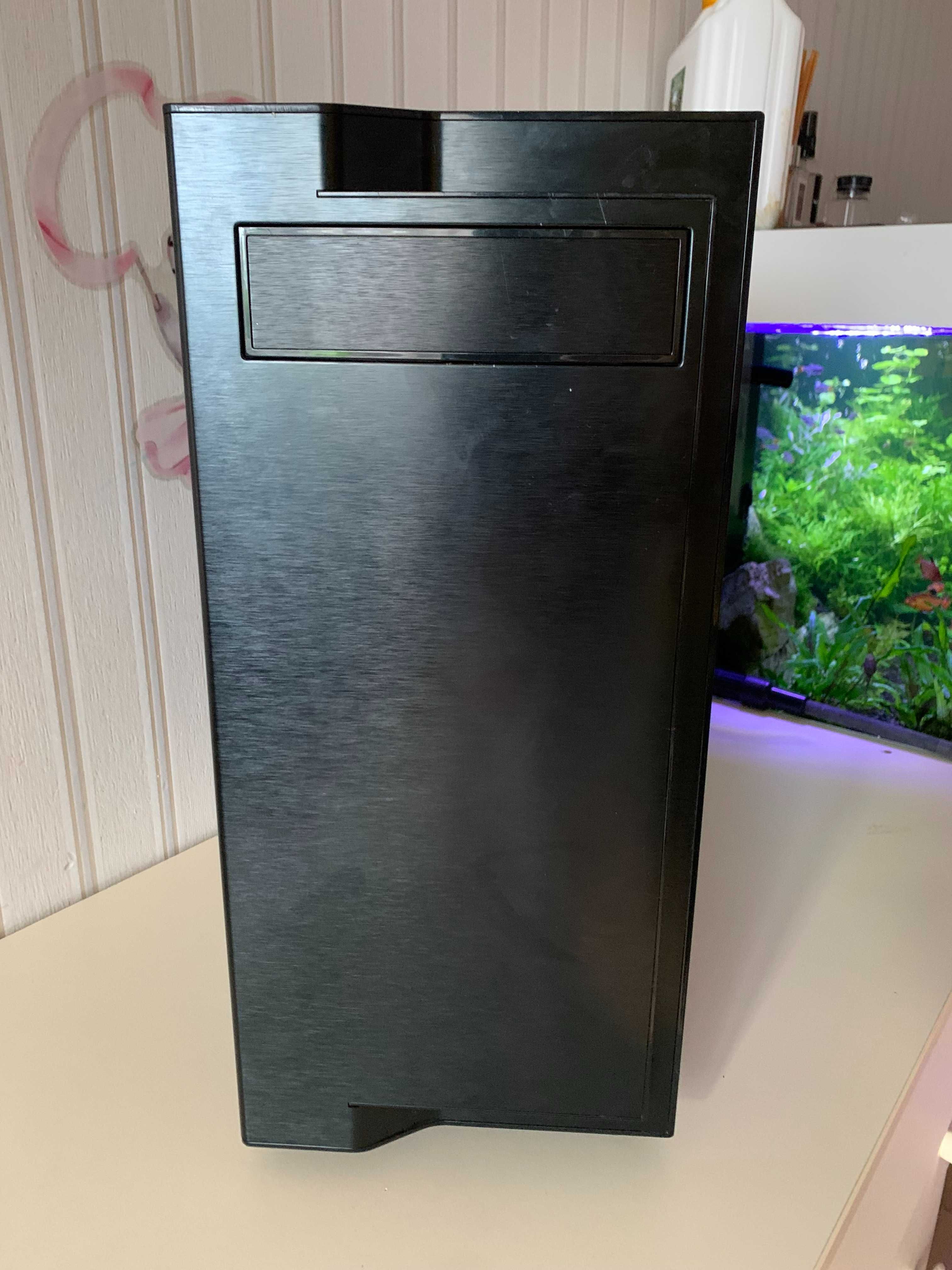 Корпус Chieftec Falcon AL-01B-OP ATX