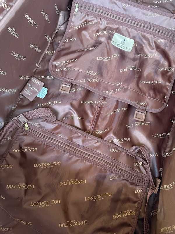 Duża walizka (wysokość 70cm) w stanie idealnym London Fog