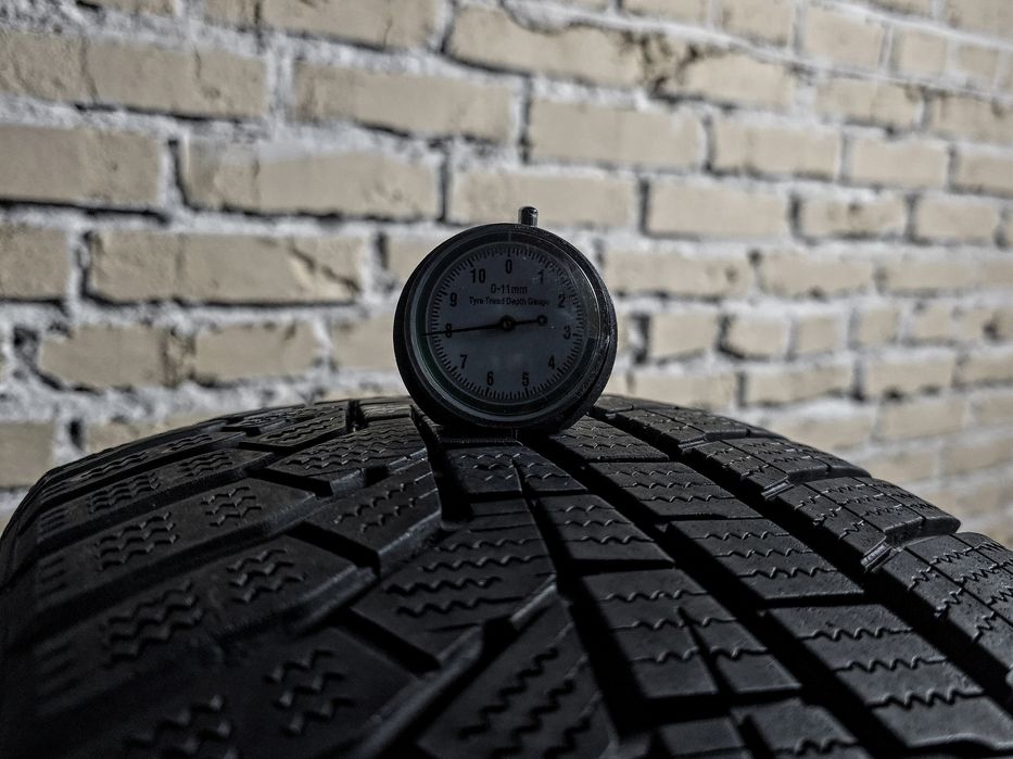 Зимова пара 215/55r17 Hankook | 8mm | 2022 | Korea | Преміум шини