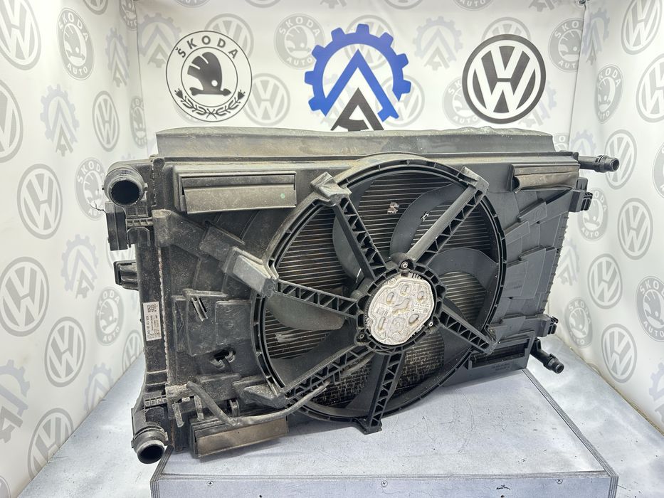 Касета радіаторів дифузор 2.0 tdi Шкода А7 радіатор водяний golf 7 b8