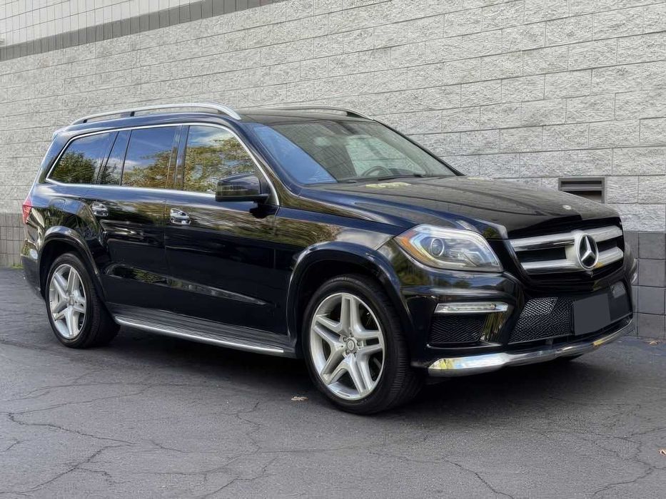 Mercedes-Benz GL-Class GL 550 4MATIC      2015