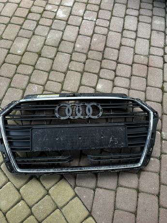 Grill Audi A3 8V