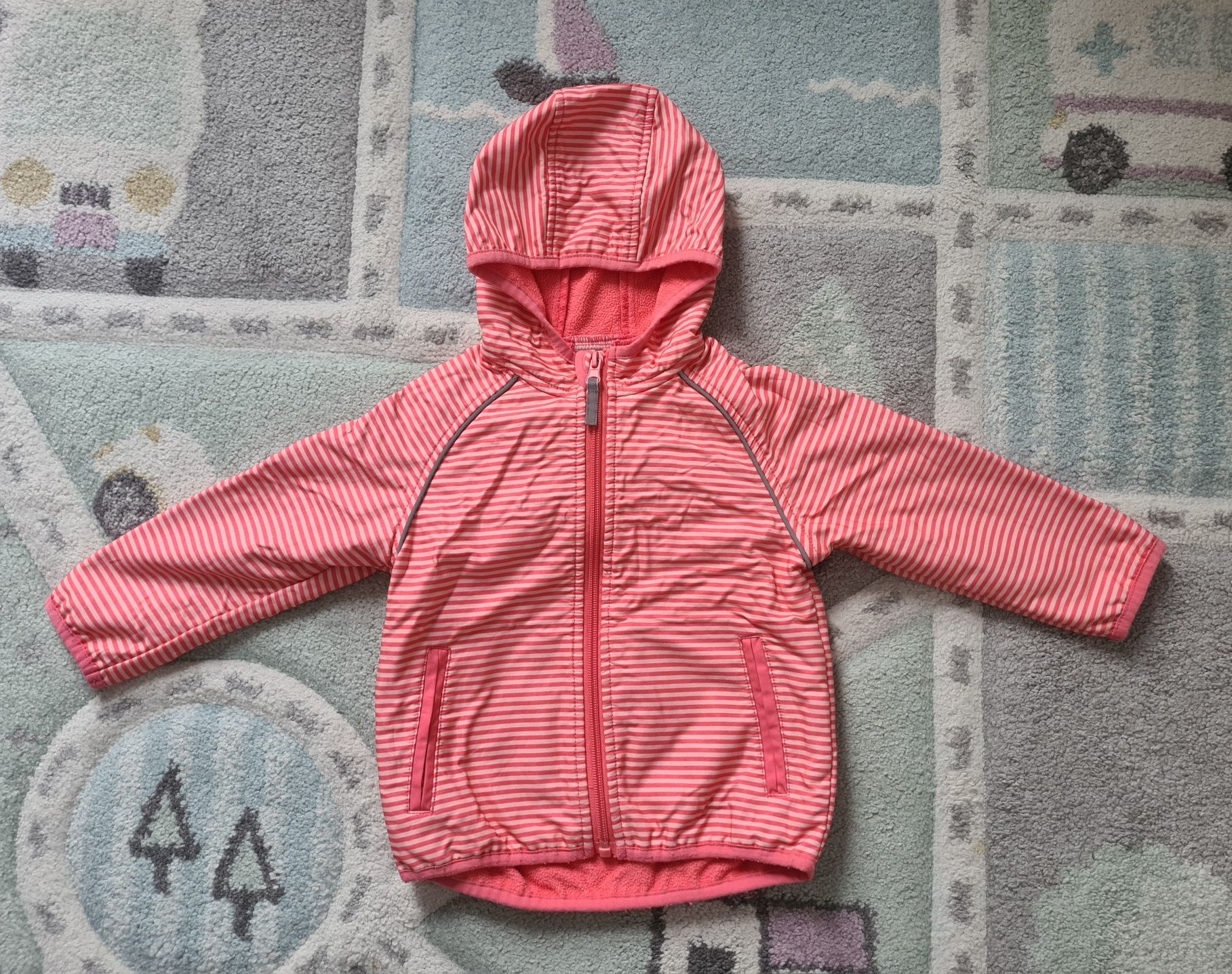 Kurteczka kurtka softshell dla dziewczynki 86