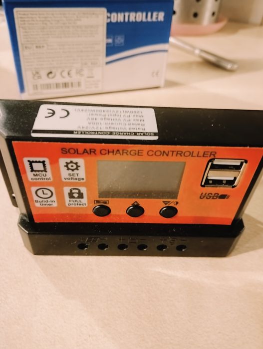 Regulator napięcia słonecznego