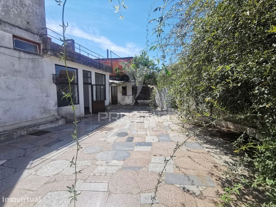 Comercio com Habitação...