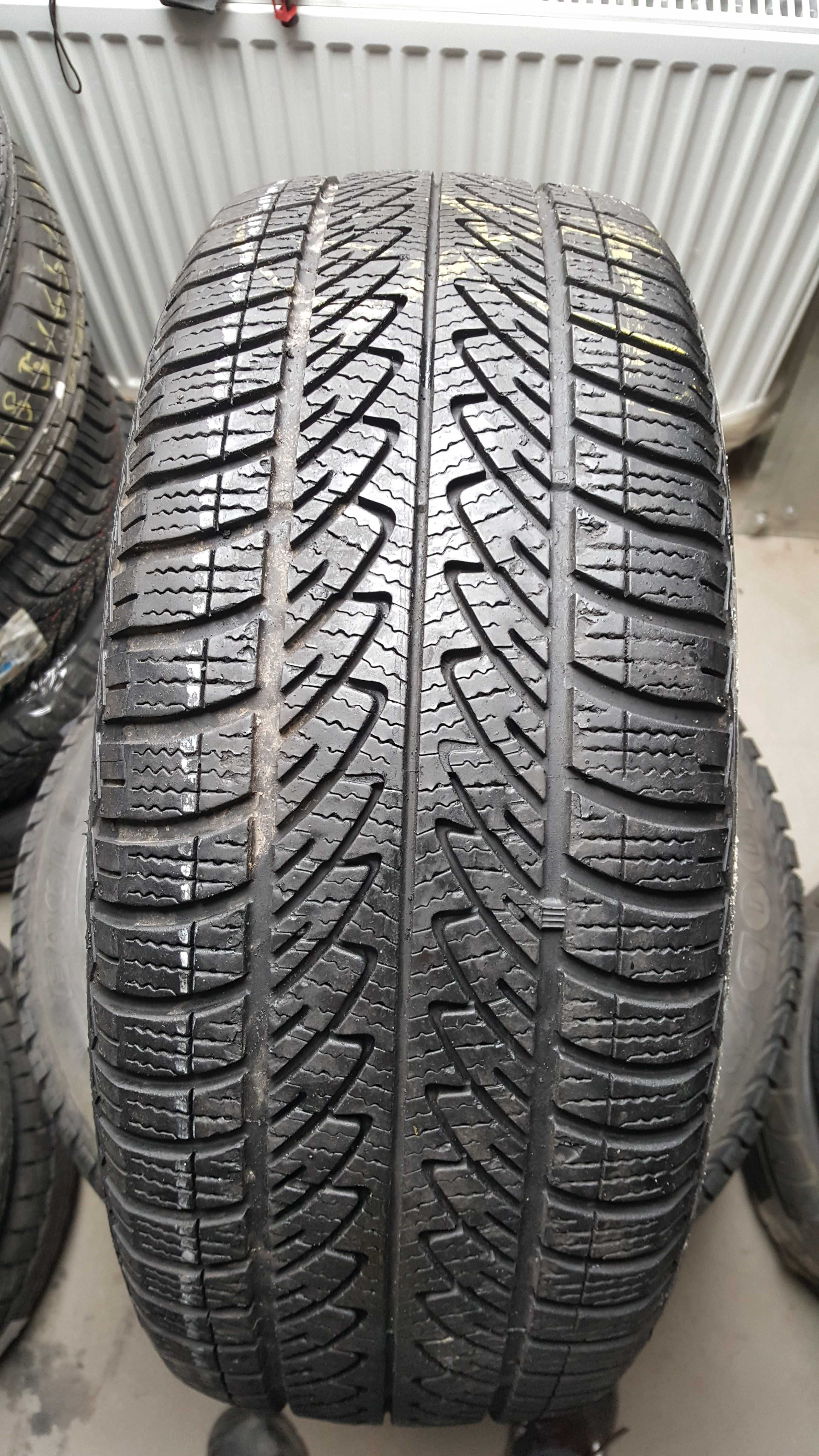 Goodyear 205/55 r16 UltraGrip 8 Performance XL /// 5,7mm!!!