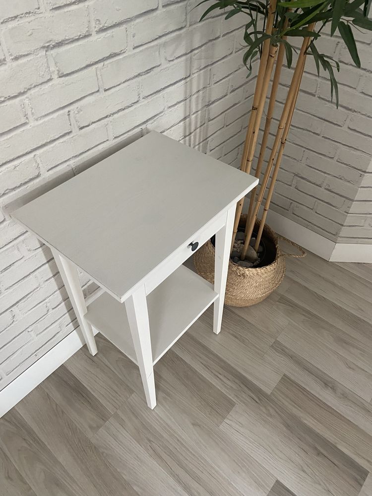 Stolik nocny hemnes ikea