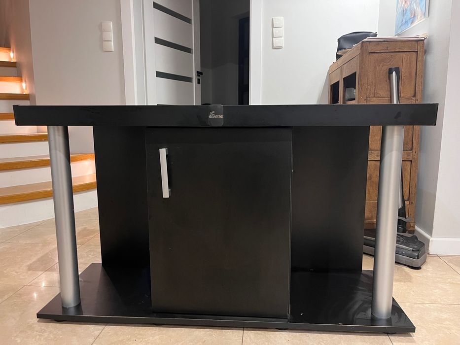 Sprzedam szafkę pod akwarium 240l