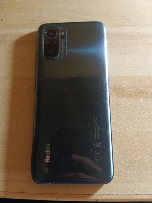 Продам на запчастини  редмі нот 10