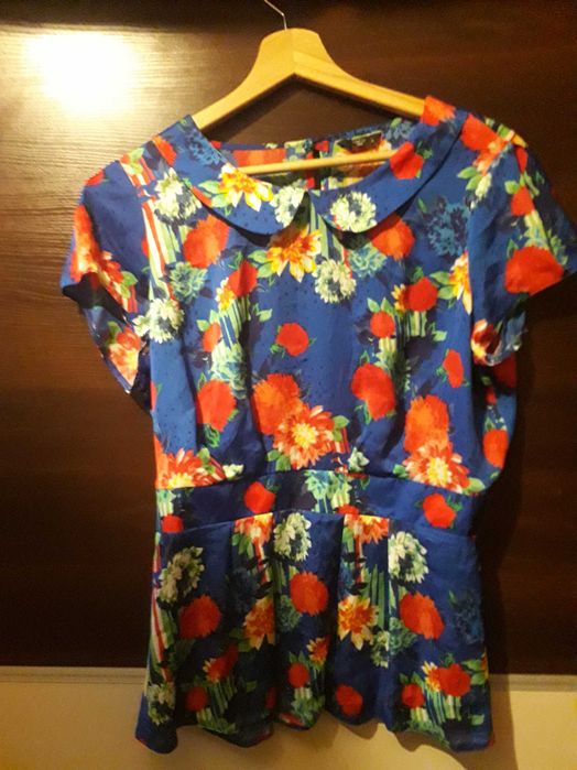 sukienka letnia w kolorowe kwiatki