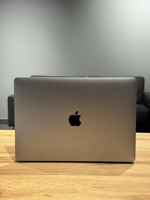 Macbook pro 13 2020 m1 8/256gb !! Гарантія 30 днів !!