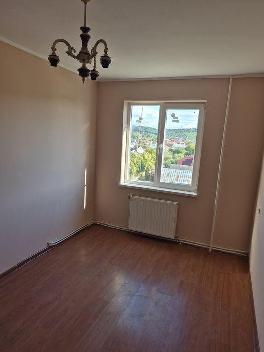 Продаж двохкімнатной квартири район Росвигово.