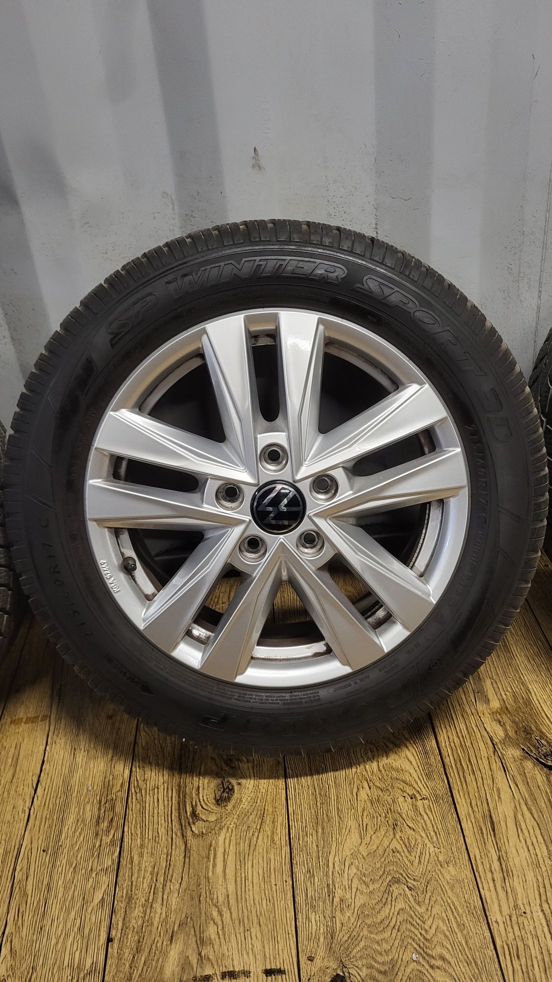Alufelgi Vw 17" 5x120 z oponami 215/60 R17 C T6.1 T7 Multivan Coast