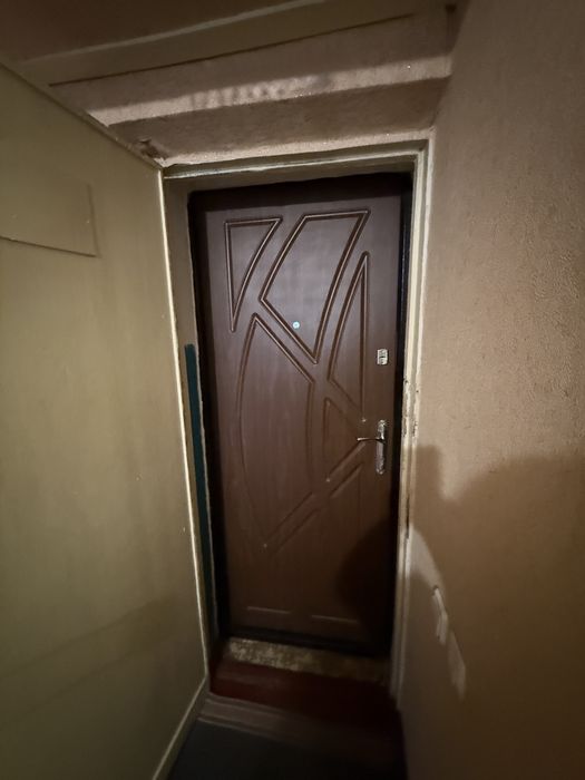 Продаю дві кімнати в гуртожитку Колос