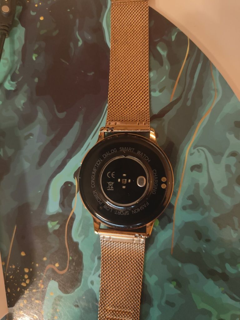 Zegarek smartwatch damski