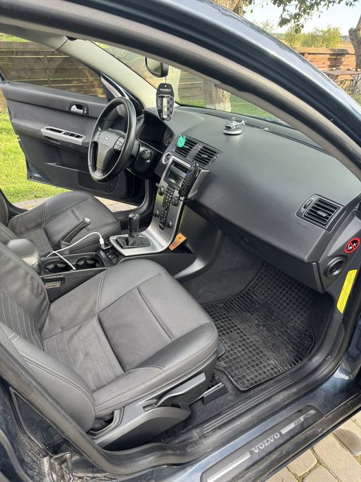Продам Volvo v50
