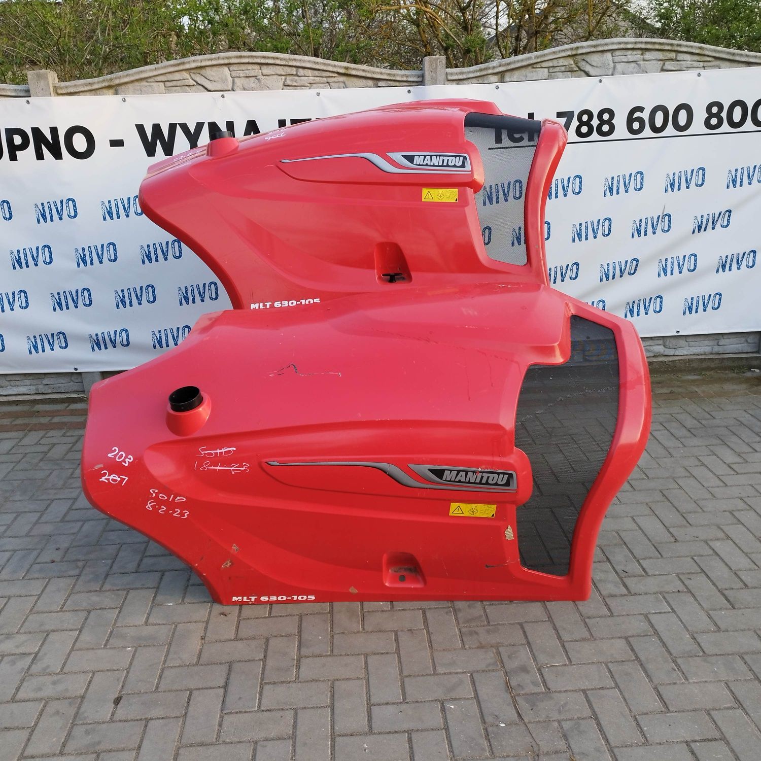 Maska pokrywa silnika Manitou MLT 630 105