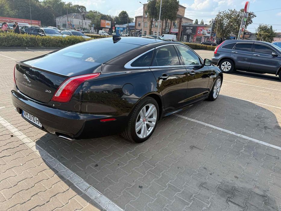 Продам авто Jaguar XJ 2015 р.в.