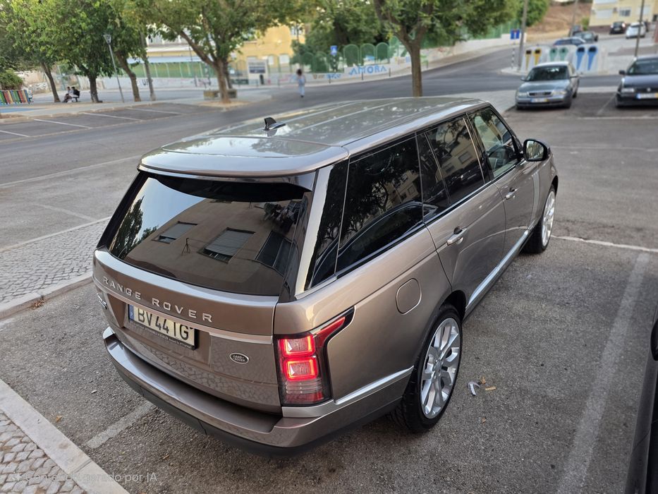 Land Rover Range Rover Vogue 3.0 TDV6 – Full Extras