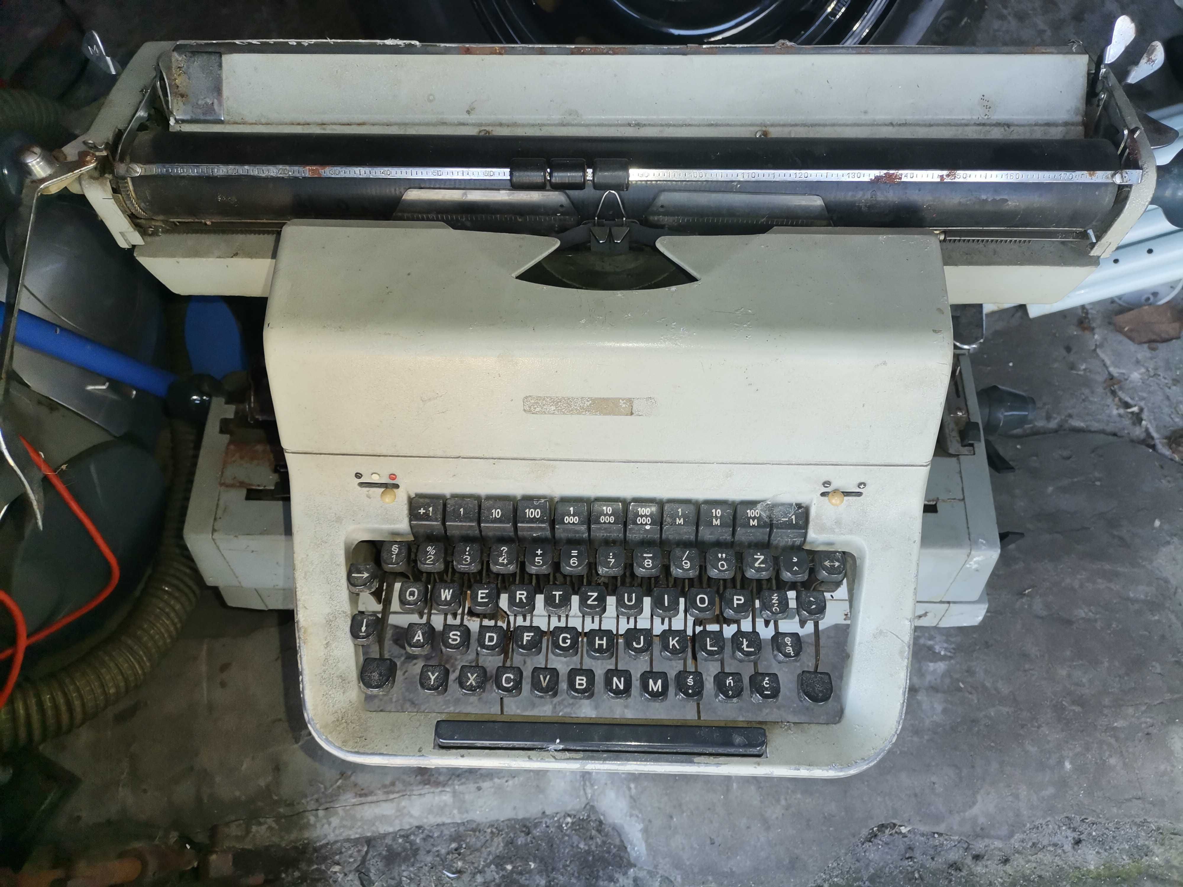 Dwie maszyny do pisania reczne z PRL stan BDB