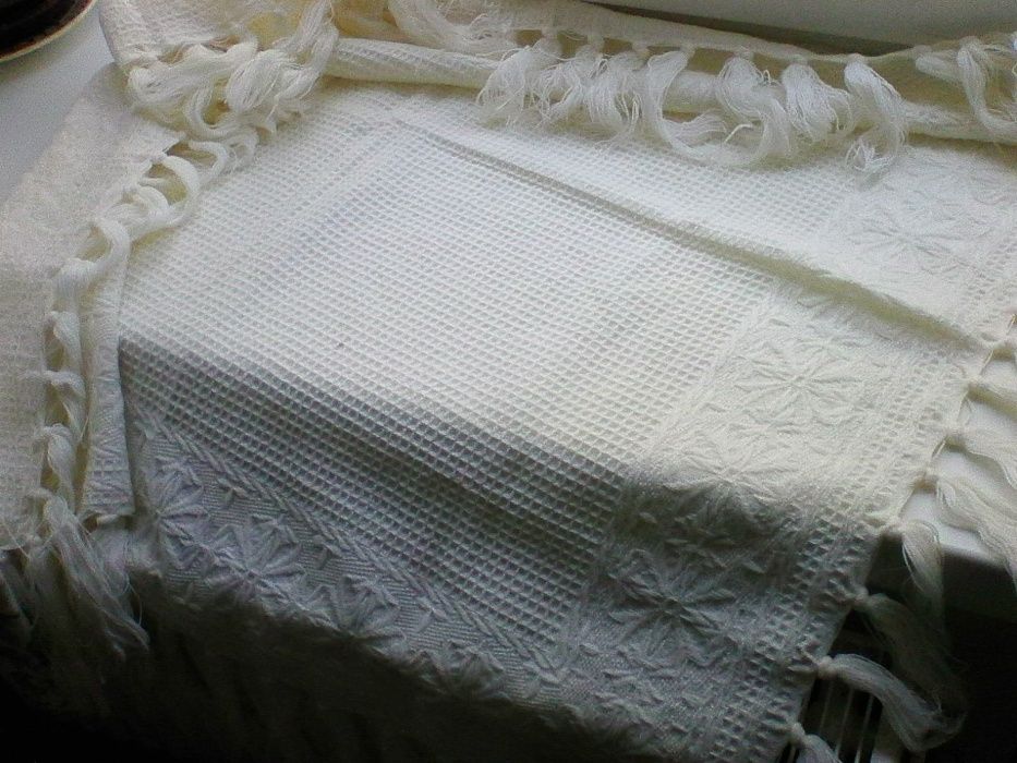 Платок женский белый