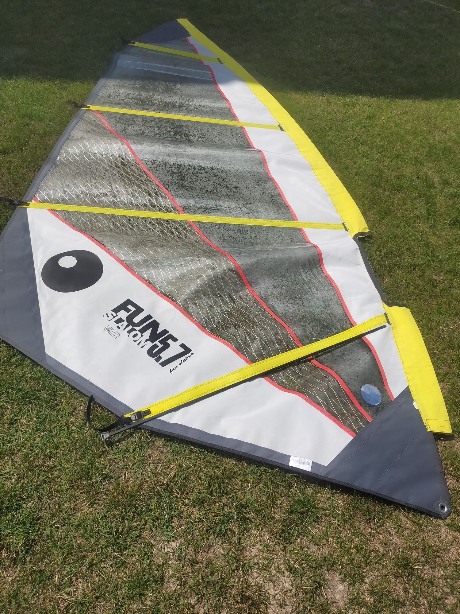 Deska  windsurfingowa 2016 rok żagiel BIC 5,7 maszt carbon 260x59