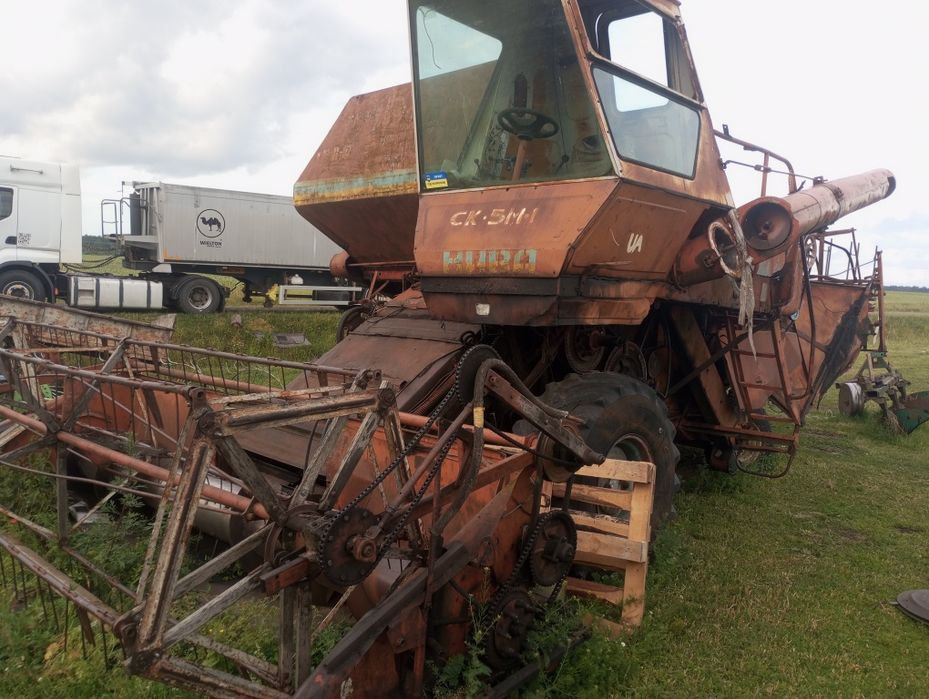 Продам комбайн НИВА