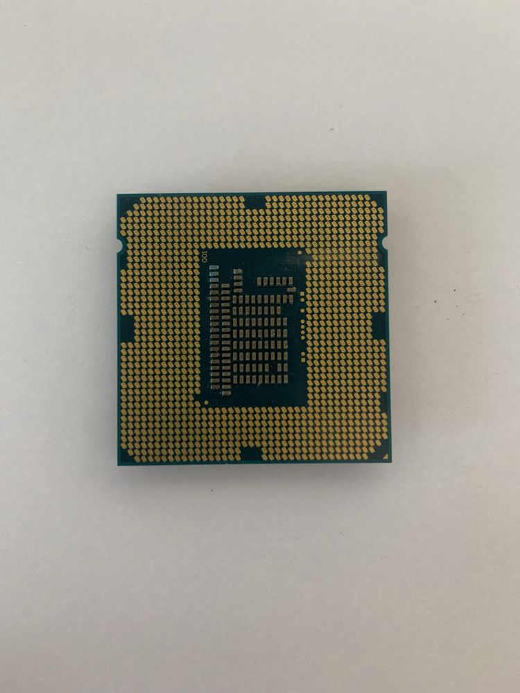 Процессор Intel Core i3-3240 3.4GHz/3MB/5GT/s1155