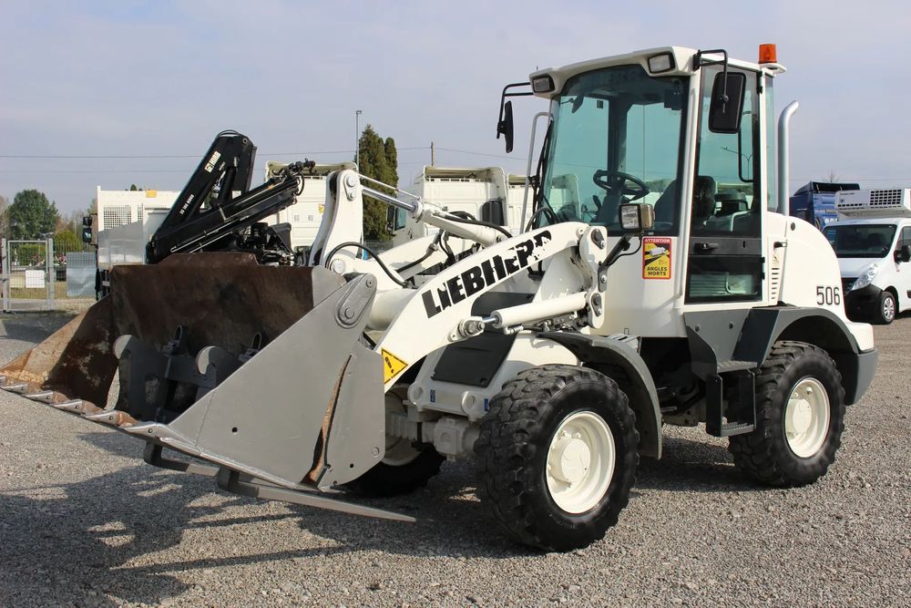 Liebherr L506 / SPR Z FRANCJI / SERWIS FR / SUPER STAN /