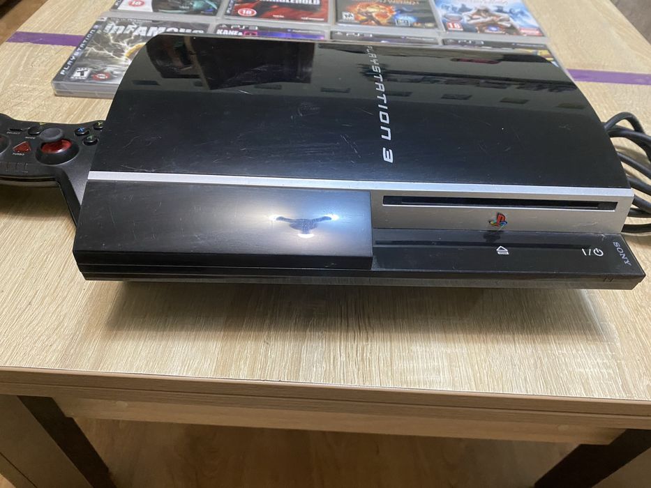 Plastation 3 + диски