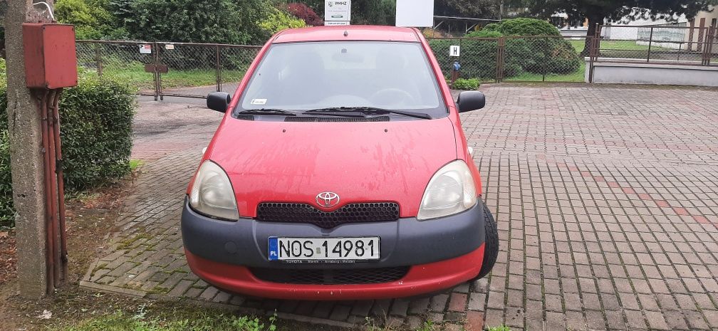 Toyota Yaris bez przeglądu technicznego
