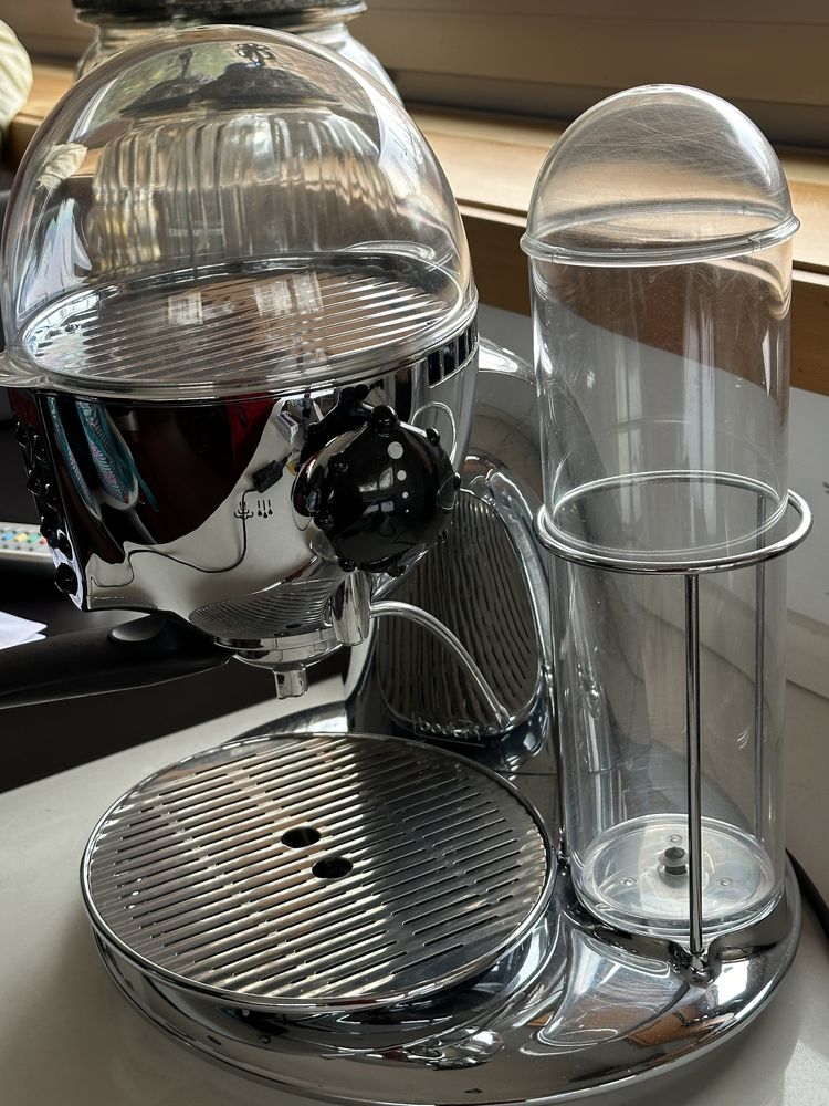 Máquina de café de design da Bodum