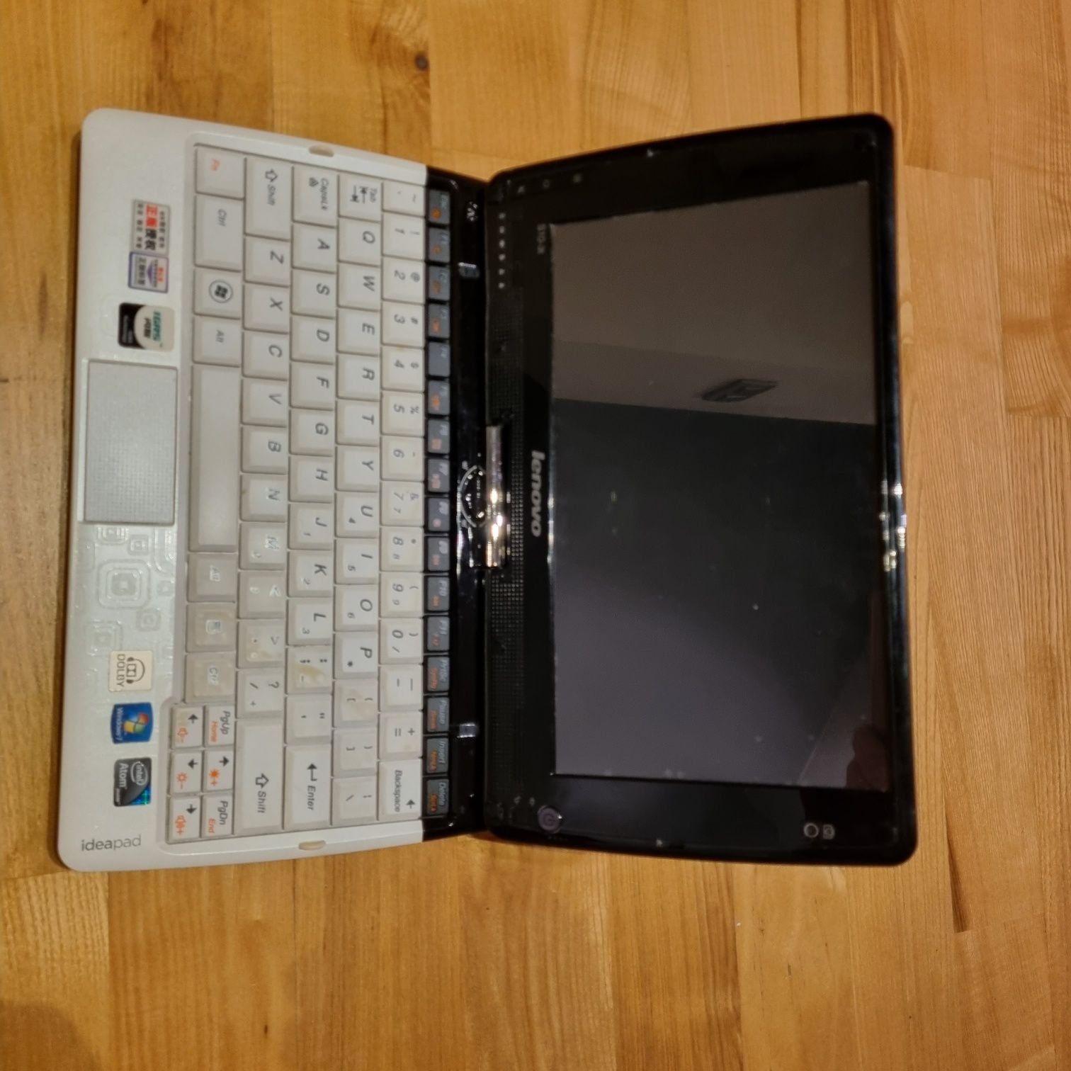 Lenovo ideapad  s10-3t dotykowy okrecany ekran