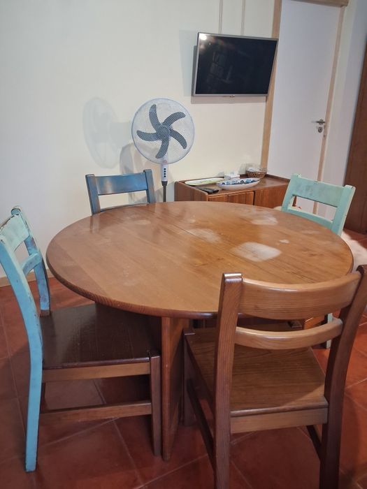 Mesa de jantar CERNE