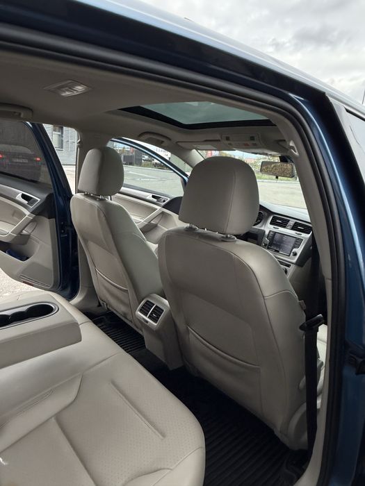 Volkswagen Golf 2017 года